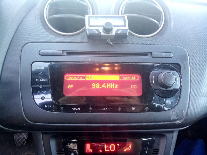 Recambio de sistema audio / radio cd para seat ibiza sc (6j1) reference referencia OEM IAM 6J0035153  
							