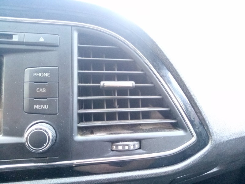 Recambio de rejilla aireadora para seat leon (5f1) 1.6 tdi referencia OEM IAM   