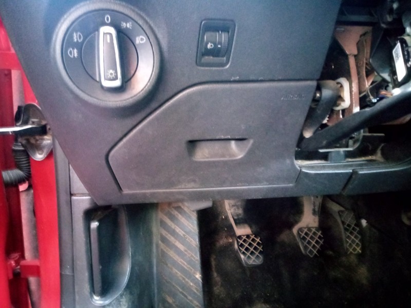 Recambio de guantera para seat leon (5f1) 1.6 tdi referencia OEM IAM   
							