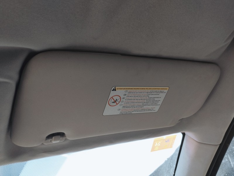 Recambio de parasol derecho para peugeot 407 1.6 hdi referencia OEM IAM   