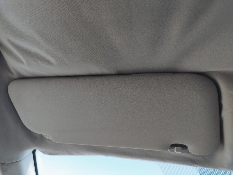 Recambio de parasol izquierdo para peugeot 407 1.6 hdi referencia OEM IAM   
							
