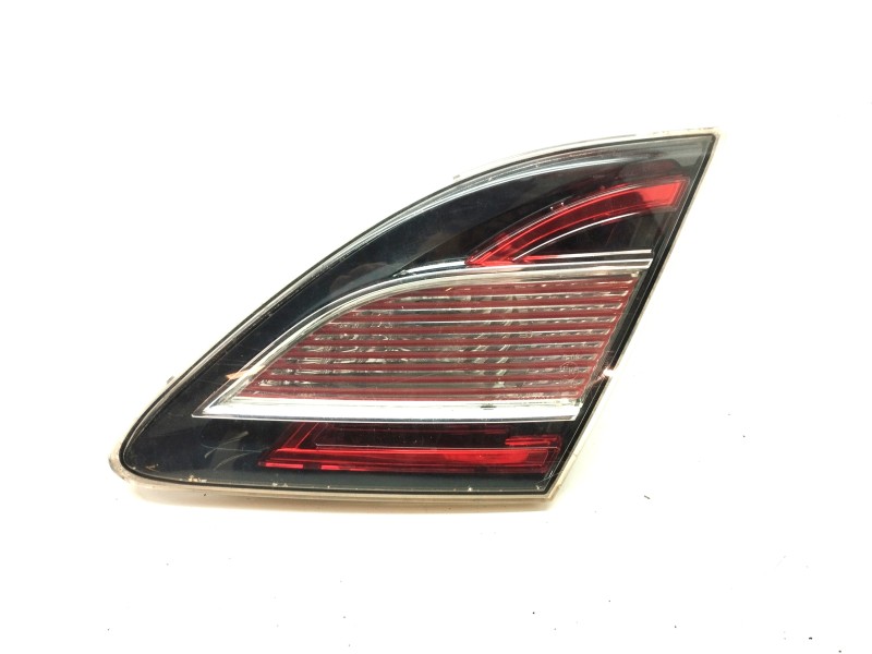 Recambio de piloto trasero derecho interior para mazda 6 lim. (gh) 1.8 cat referencia OEM IAM 13241055  