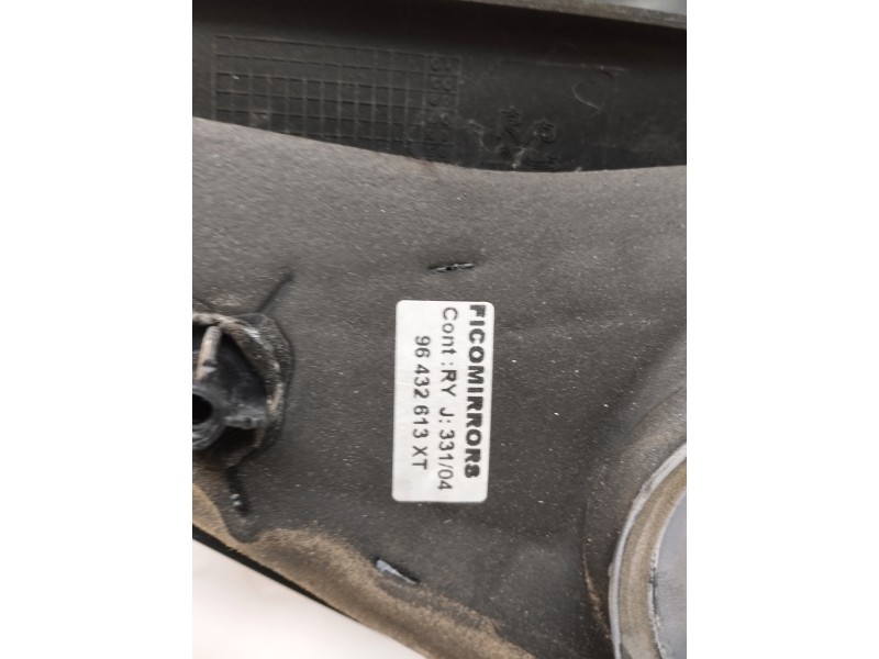 Recambio de retrovisor derecho para peugeot 206 berlina look referencia OEM IAM 96432613XT  