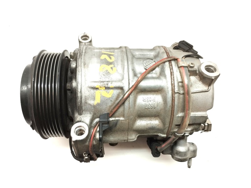 Recambio de compresor aire acondicionado para jaguar xe 2.0 diesel cat referencia OEM IAM CPLA19D629BF  
							