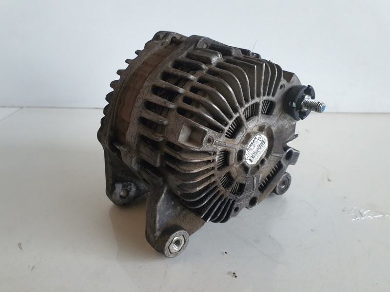 Recambio de alternador para nissan qashqai+2 (jj10) 2.0 dci turbodiesel cat referencia OEM IAM 23100JD71A  