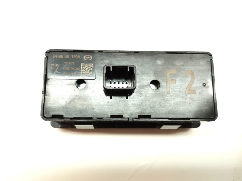 Recambio de mando multifuncion para mazda cx-3 1.5 diesel cat referencia OEM IAM DH9B66170A  
							