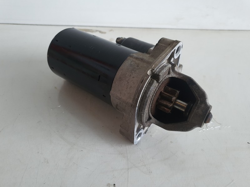 Recambio de motor arranque para bmw serie 5 berlina (e39) 2.5 24v cat referencia OEM IAM 1740374  
							