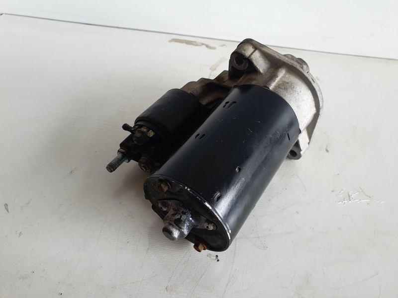 Recambio de motor arranque para bmw serie 5 berlina (e39) 2.5 24v cat referencia OEM IAM 1740374  
							