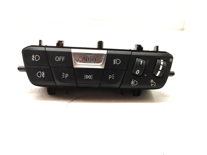 Recambio de mando luces para bmw serie 1 lim. (f40) 1.5 12v turbodiesel referencia OEM IAM 6131946114801  
							