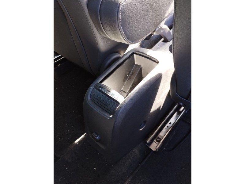 Recambio de apoyabrazos central para opel crossland x 1.2 referencia OEM IAM   
							