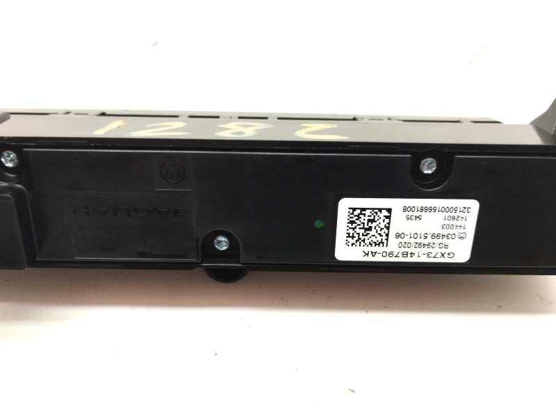 Recambio de mando multifuncion para jaguar xe 2.0 diesel cat referencia OEM IAM GX7314B790AK  