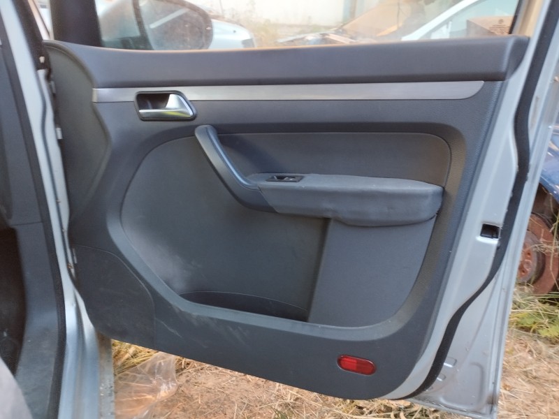Recambio de guarnecido puerta delantera derecha para volkswagen touran (1t3) 1.6 tdi dpf referencia OEM IAM   
							