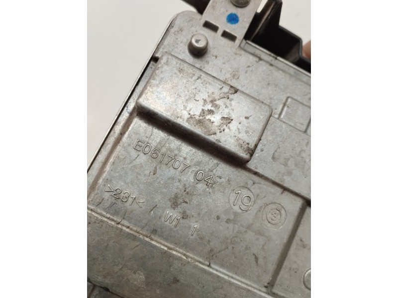 Recambio de centralita faros xenon para bmw serie 1 lim. (f40) 1.5 12v turbodiesel referencia OEM IAM E06170704  
							