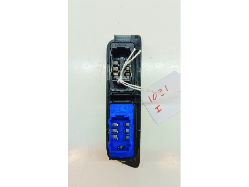 Recambio de mando elevalunas delantero izquierdo para citroën c-elysée 1.5 blue-hdi fap referencia OEM IAM   
							