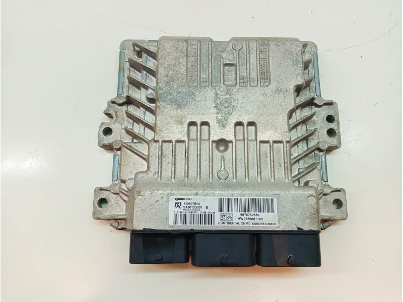 Recambio de centralita motor uce para peugeot 508 1.6 hdi fap referencia OEM IAM 9676760880  