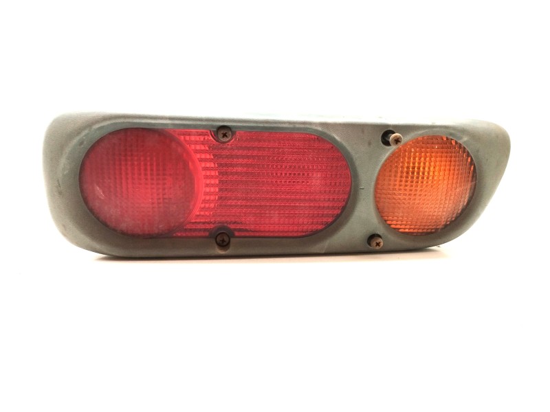 Recambio de piloto trasero derecho paragolpes para nissan terrano/terrano.ii (r20) 2.7 turbodiesel referencia OEM IAM 26550  
							