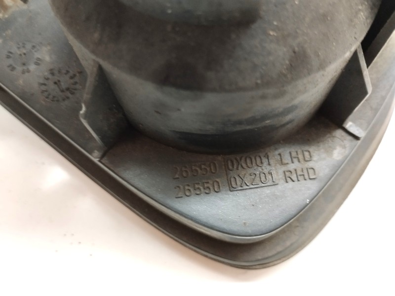 Recambio de piloto trasero derecho paragolpes para nissan terrano/terrano.ii (r20) 2.7 turbodiesel referencia OEM IAM 26550  
							