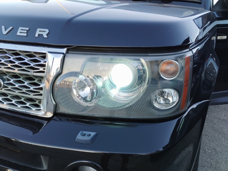 Recambio de faro izquierdo para land rover range rover sport 2.7 td v6 cat referencia OEM IAM   