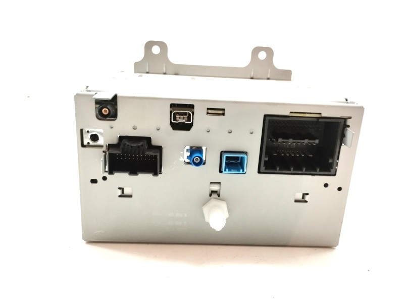 Recambio de sistema audio / radio cd para opel insignia sports tourer sport referencia OEM IAM 7612004257  
							