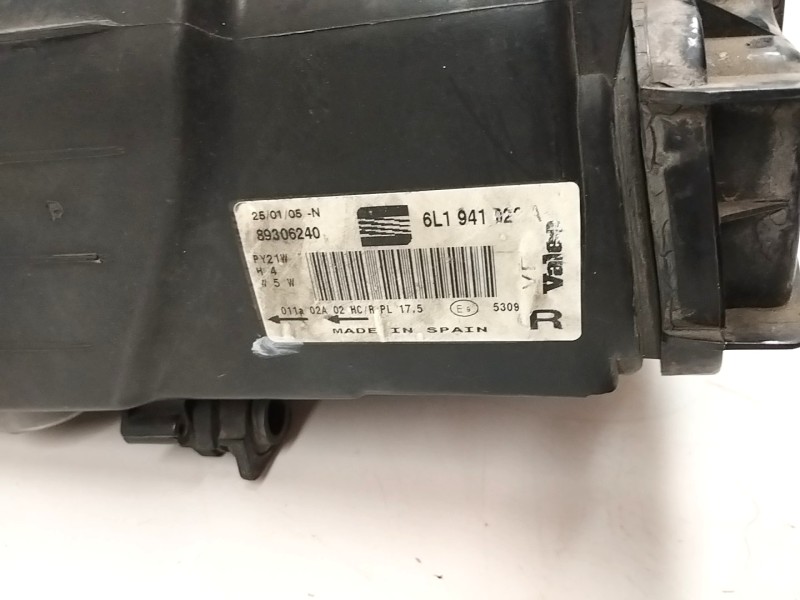 Recambio de faro derecho para seat cordoba berlina (6l2) 1.9 sdi referencia OEM IAM 6L1941022A  
							