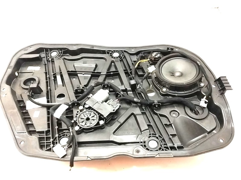 Recambio de elevalunas delantero izquierdo para kia xceed hybrid referencia OEM IAM 82470J7015  