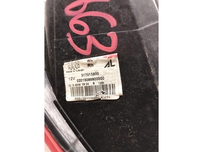 Recambio de piloto trasero derecho para fiat grande punto (199) 1.4 cat referencia OEM IAM 517015900  
							