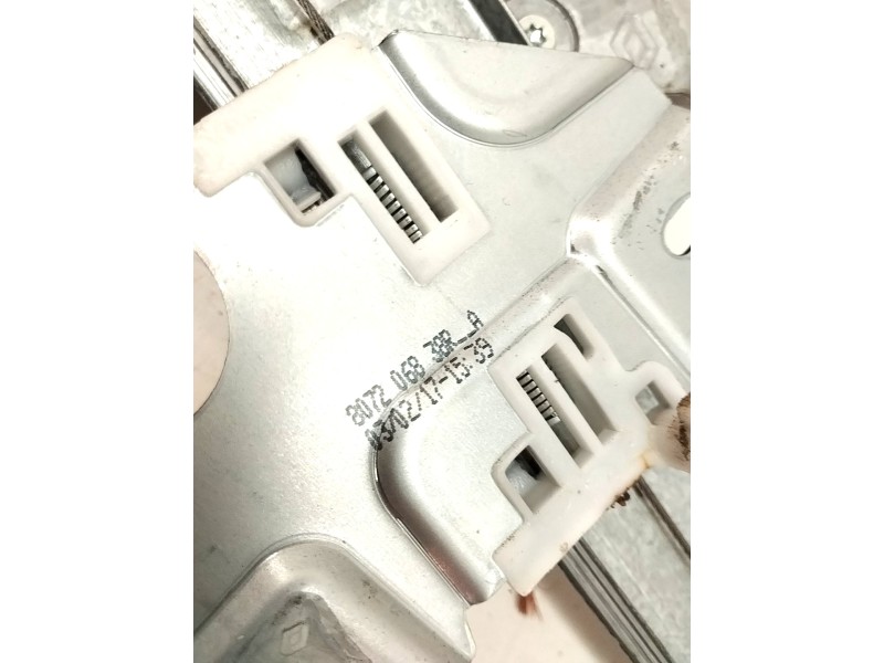 Recambio de elevalunas delantero derecho para dacia duster ambiance 4x2 referencia OEM IAM 807206838R  