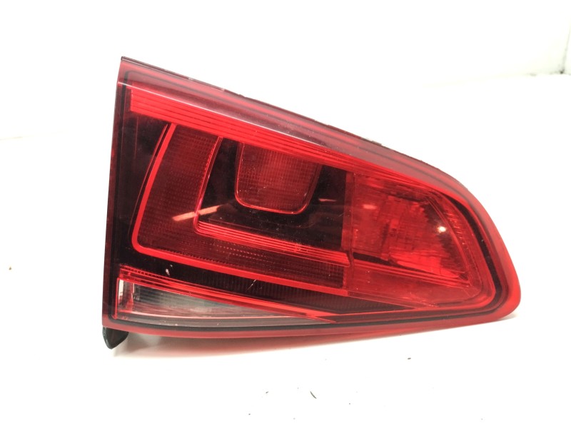 Recambio de piloto trasero izquierdo interior para volkswagen golf vii lim. 2.0 tdi referencia OEM IAM 5G0945093  
							