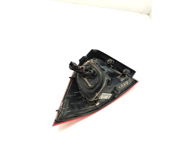 Recambio de piloto trasero derecho para volkswagen golf vii lim. 2.0 tdi referencia OEM IAM 5G0945096P  