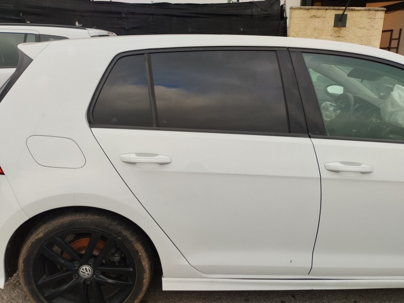 Recambio de puerta trasera derecha para volkswagen golf vii lim. 2.0 tdi referencia OEM IAM   
							