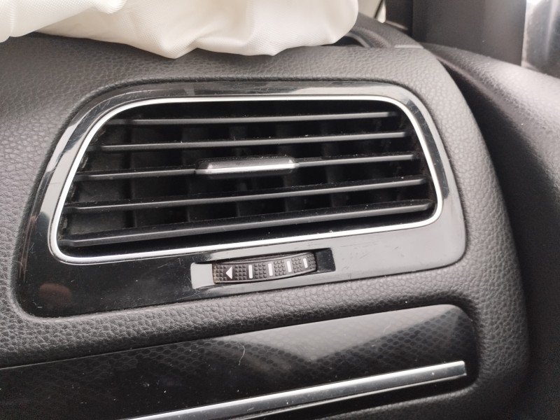 Recambio de rejilla aireadora para volkswagen golf vii lim. 2.0 tdi referencia OEM IAM   
							