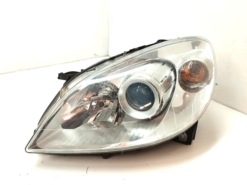 Recambio de faro izquierdo para mercedes-benz clase b (w245) 200 cdi (245.208) referencia OEM IAM 0301220201  