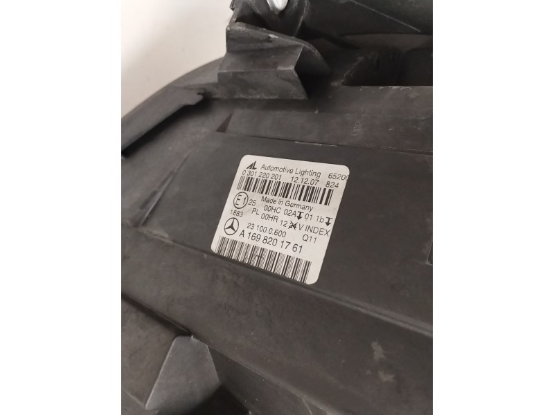 Recambio de faro izquierdo para mercedes-benz clase b (w245) 200 cdi (245.208) referencia OEM IAM 0301220201  