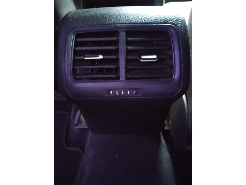 Recambio de apoyabrazos central para volkswagen golf vii lim. 2.0 tdi referencia OEM IAM   
							