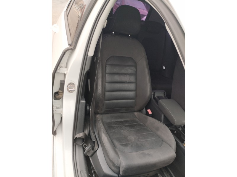 Recambio de asiento delantero derecho para volkswagen golf vii lim. 2.0 tdi referencia OEM IAM   
							