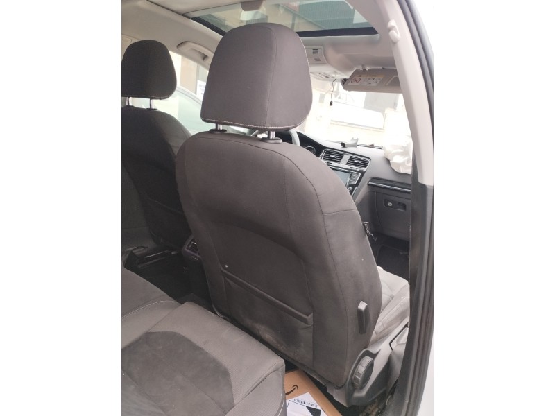 Recambio de asiento delantero derecho para volkswagen golf vii lim. 2.0 tdi referencia OEM IAM   
							