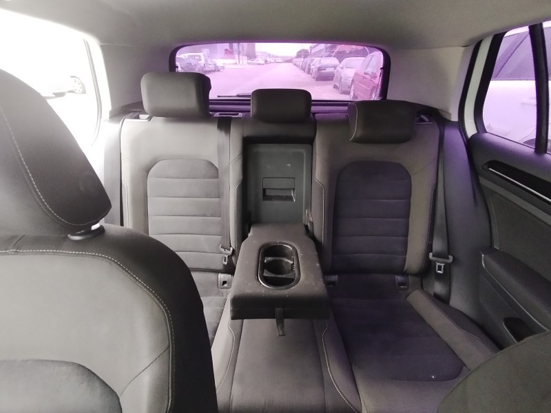 Recambio de asientos traseros para volkswagen golf vii lim. 2.0 tdi referencia OEM IAM   
							