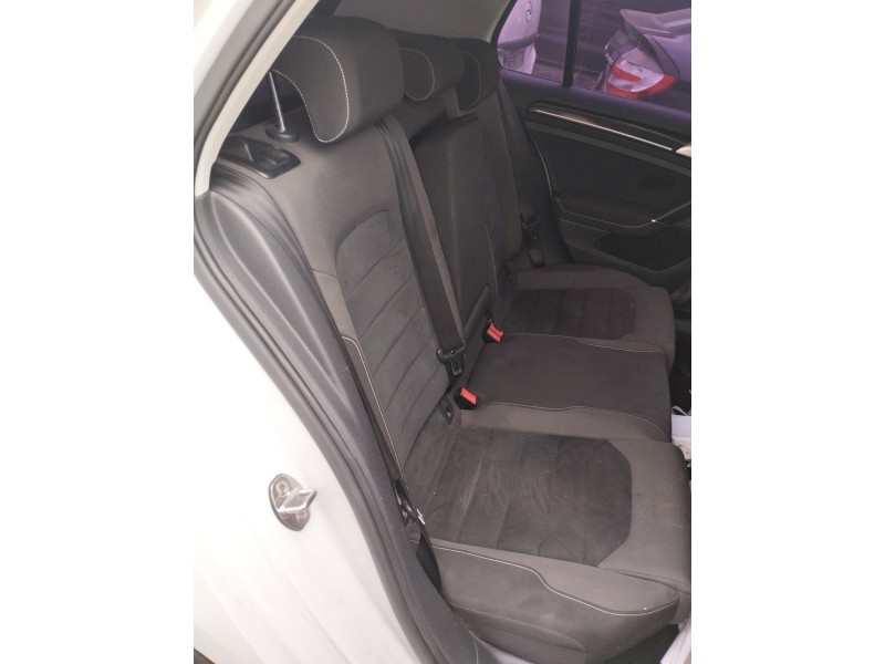 Recambio de asientos traseros para volkswagen golf vii lim. 2.0 tdi referencia OEM IAM   
							