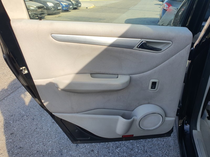 Recambio de guarnecido puerta trasera izquierda para mercedes-benz clase b (w245) 200 cdi (245.208) referencia OEM IAM   
							
