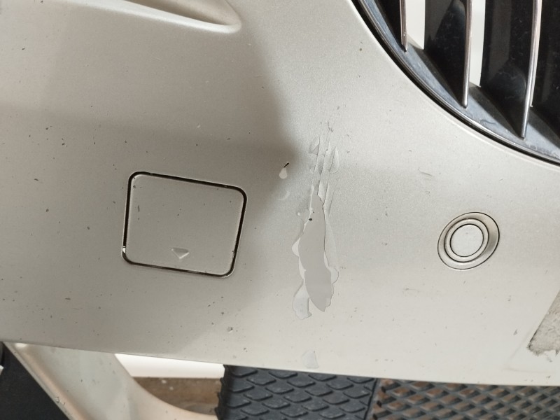 Recambio de paragolpes delantero para bmw serie 6 cabrio (e64) 645ci referencia OEM IAM 51117008809  