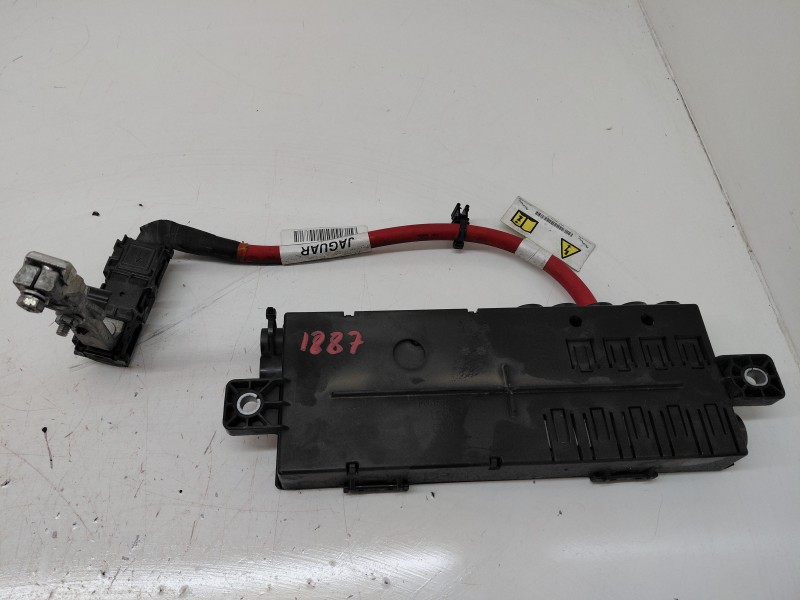 Recambio de caja reles / fusibles para jaguar i-pace (x590) ev400 awd referencia OEM IAM HX5314A073AA  
							