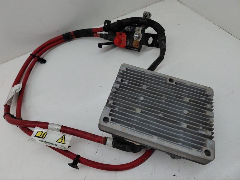 Recambio de caja reles / fusibles para jaguar i-pace (x590) ev400 awd referencia OEM IAM JPLA14F70AC  