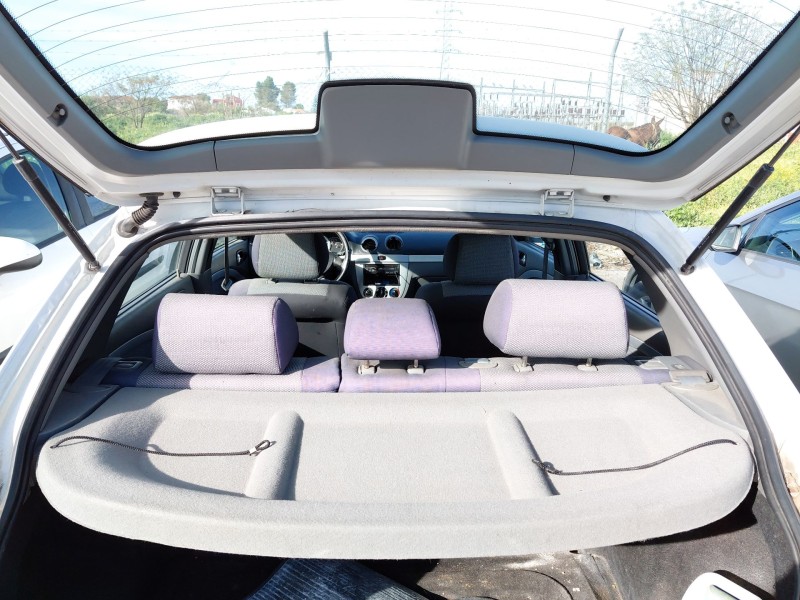 Recambio de bandeja trasera para chevrolet lacetti (j200) 2.0 d referencia OEM IAM   