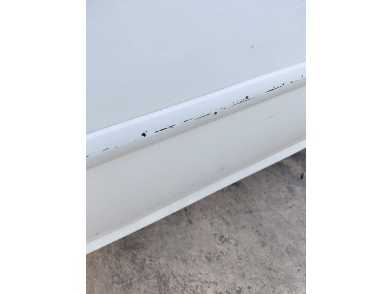 Recambio de puerta delantera derecha para chevrolet lacetti (j200) 2.0 d referencia OEM IAM   