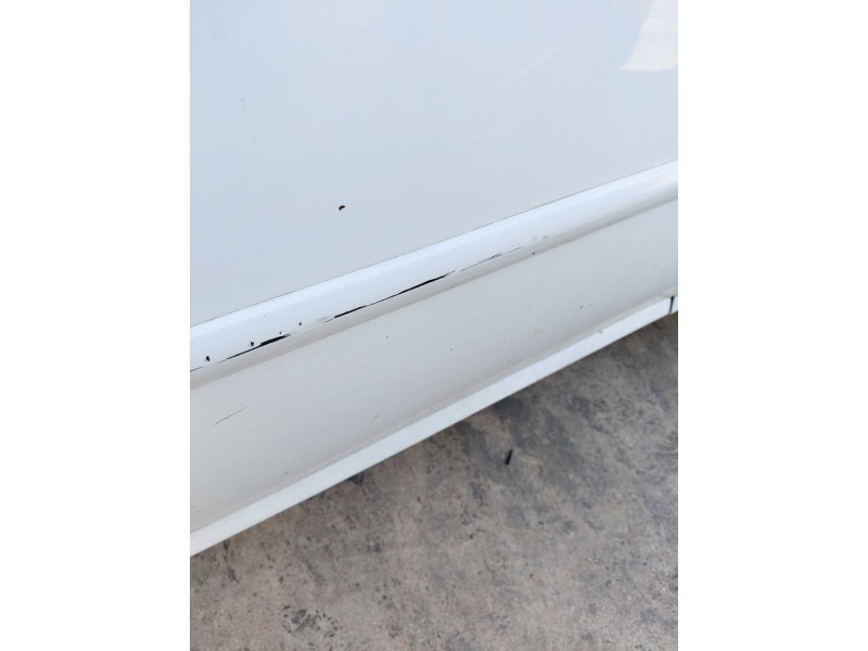 Recambio de puerta delantera derecha para chevrolet lacetti (j200) 2.0 d referencia OEM IAM   