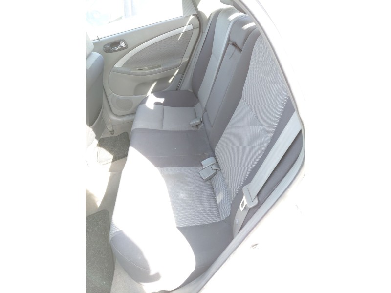 Recambio de asientos traseros para chevrolet lacetti (j200) 2.0 d referencia OEM IAM   