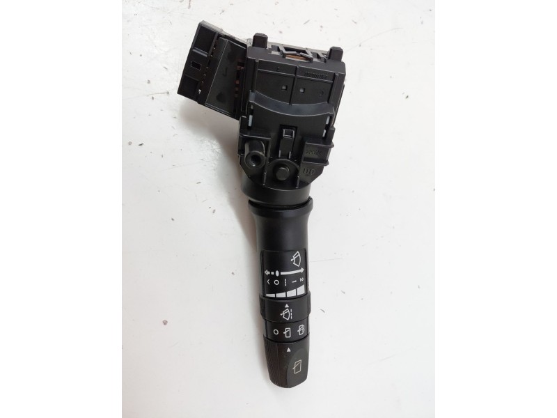 Recambio de mando multifuncion para hyundai i20 style referencia OEM IAM 934201J110  