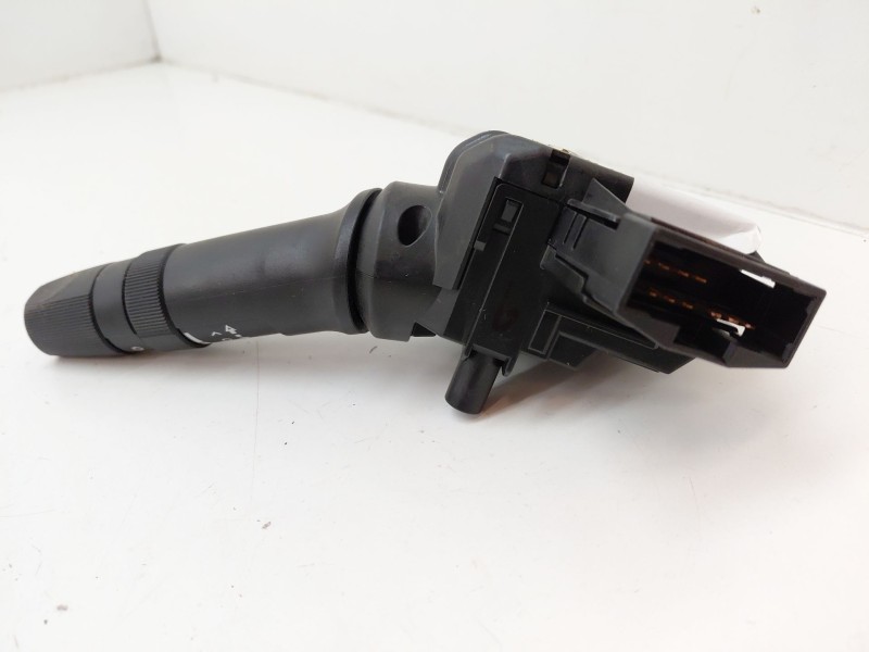 Recambio de mando multifuncion para hyundai i20 style referencia OEM IAM 934201J110  