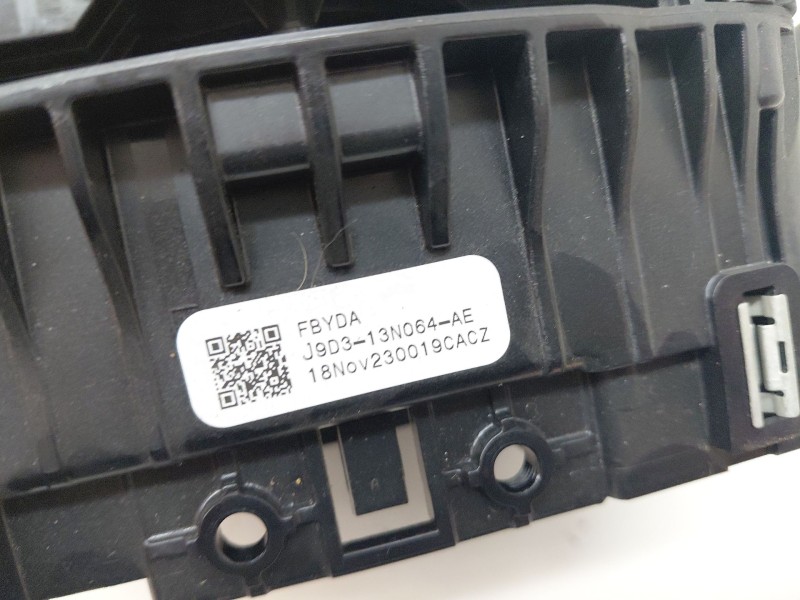 Recambio de mando multifuncion para jaguar i-pace (x590) ev400 awd referencia OEM IAM J9D313N064AE  