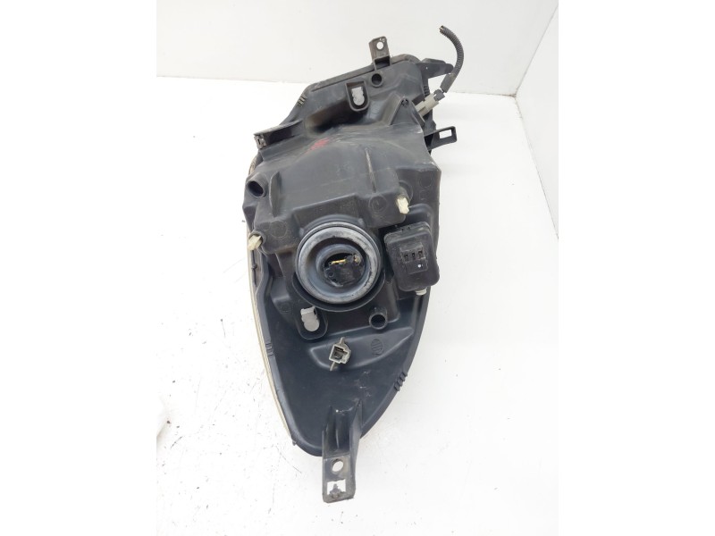 Recambio de faro derecho para nissan note (e11, ne11) 1.5 dci referencia OEM IAM 260109U10A 89902136 
							